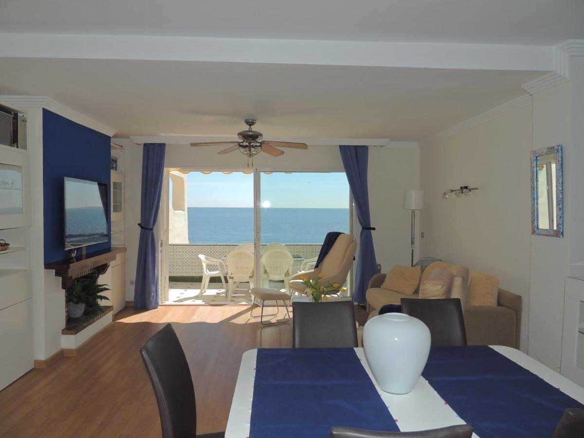 Las Gaviotas Beach - Playa - Sea Front - Frente Al Mar Lägenhet Benalmádena Exteriör bild
